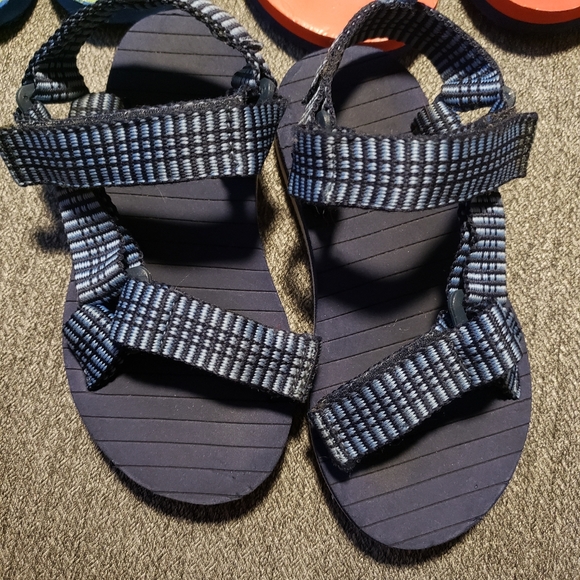 Sandals - Picture 5 of 5